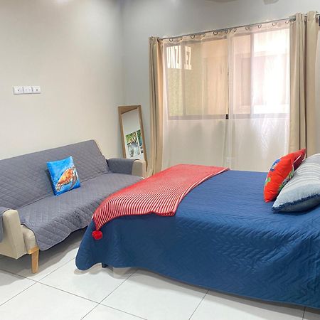 ألاخويلا Pura Vida Apartment. 5 Min From Airport المظهر الخارجي الصورة