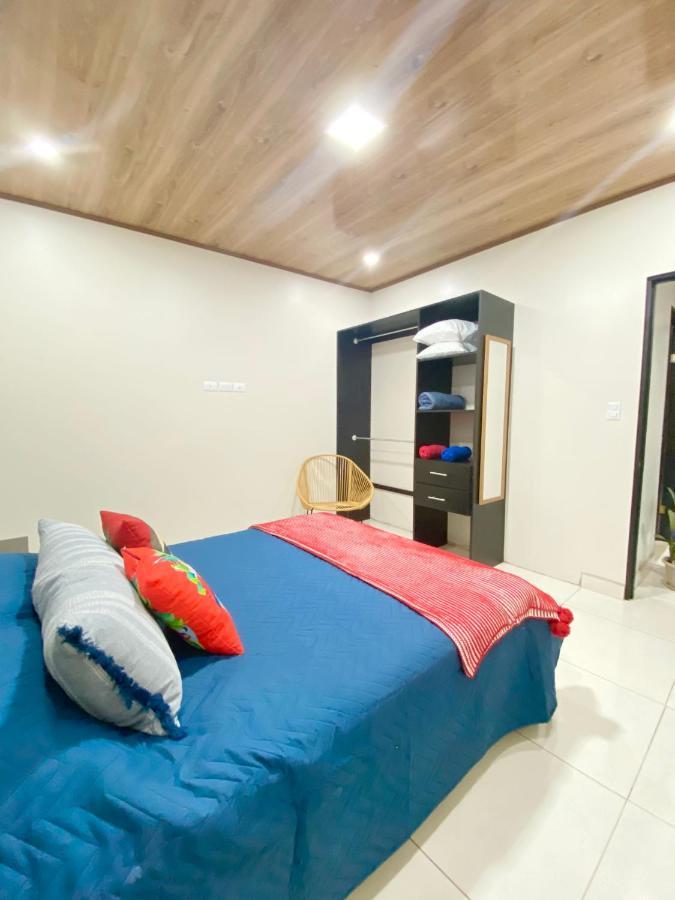 ألاخويلا Pura Vida Apartment. 5 Min From Airport المظهر الخارجي الصورة
